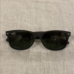 Ray-Ban Wayfayer sunglasses